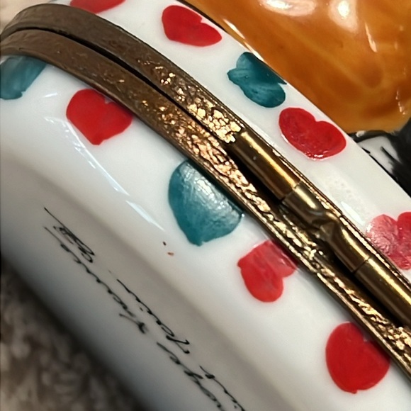 LIMOGES France Playful Cats Trinket Box - Picture 7 of 10